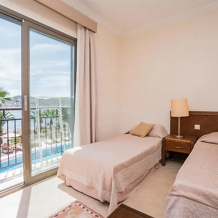 3s Bodrum Битез