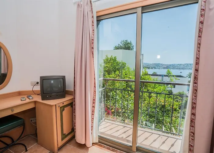 3s Bodrum מלון 4*